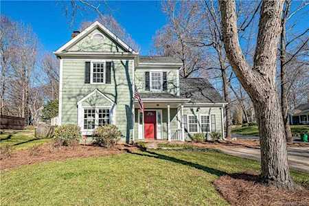 9807 Deer Spring Ln Charlotte, NC 28210