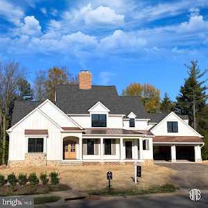 218 Hampton Park Circle Lutherville Timonium, MD 21093
