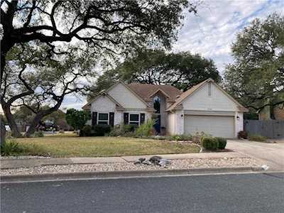 8108 Henry Kinney ROW Austin, TX 78749