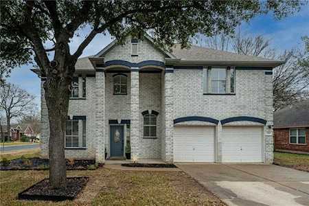 4217 Kingsburg Round Rock, TX 78681
