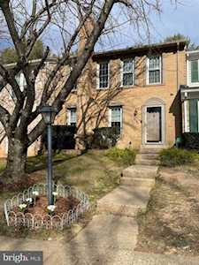 9618 Hillock Ct Burke, VA 22015