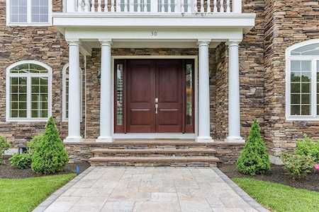 30 Hedgerow Lane Westwood, MA 02090