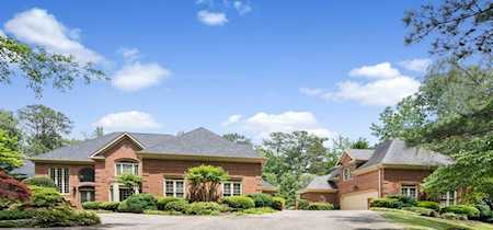 1035 Stonegate Ct Roswell, GA 30075
