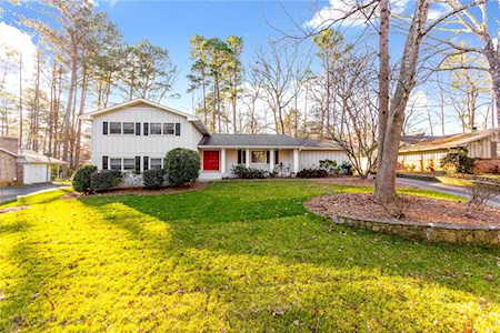 2319 Riverglenn Circle Dunwoody, GA 30338
