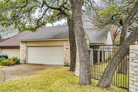 8108 Meandering WAY Austin, TX 78759