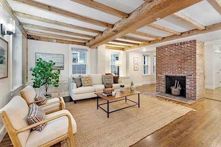 98 Bridge St #4 Salem, MA 01970
