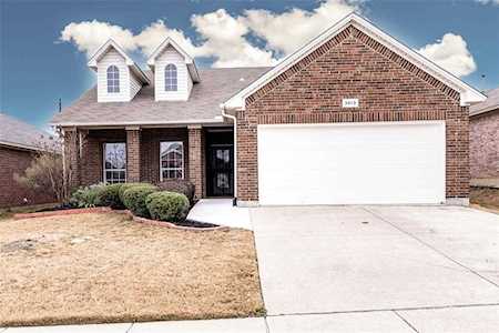 3813 Old Richwood Lane Fort Worth, TX 76244