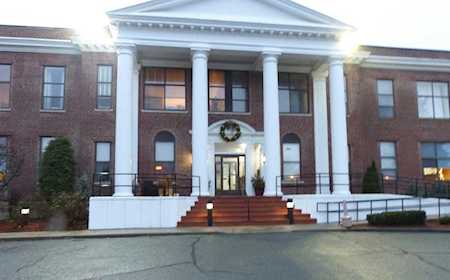 90 Sea St #107 Weymouth, MA 02191