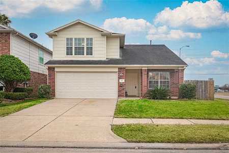 13431 Elder Bridge Dr Sugar Land, TX 77498