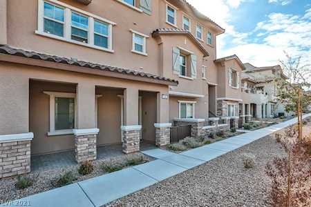 49 Lomita Heights Dr Las Vegas, NV 89138
