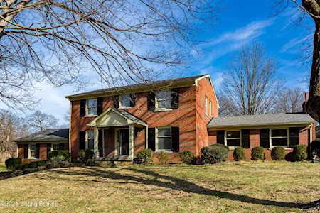 917 Cannons Ln Louisville, KY 40207