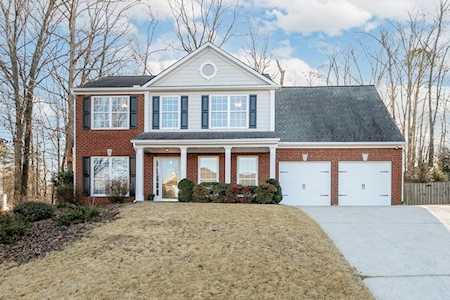 733 Chanson Dr SW Marietta, GA 30064
