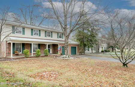 1911 Crossgate Ln Louisville, KY 40222
