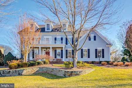 8326 Roxborough Loop Gainesville, VA 20155