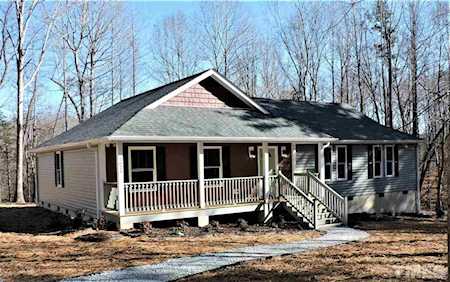 2621 Vinca Lane Mebane, NC 27302
