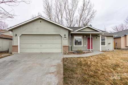 3918 E Wormwood Ct Boise, ID 83716