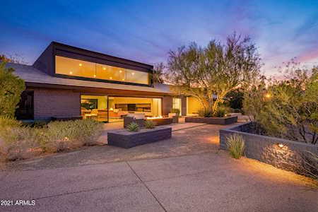 5347 E Palomino Road Phoenix, AZ 85018