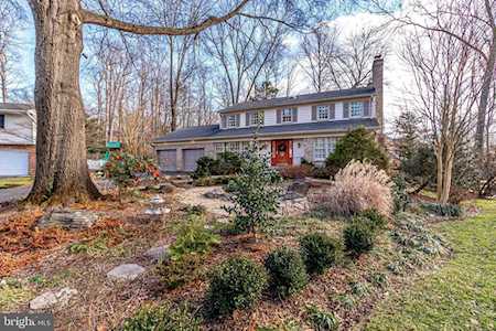 8307 Five Gates Rd Annandale, VA 22003