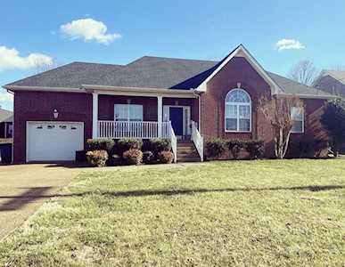 7004 Indian Ridge Blvd White House, TN 37188