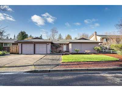 20770 SW Turin Ct Beaverton, OR 97078