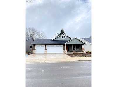 4909 NE 41st St Vancouver, WA 98661