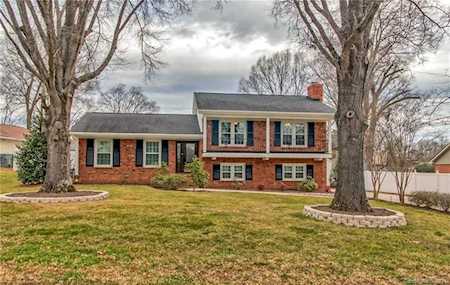 6930 Old Forge Dr Charlotte, NC 28226