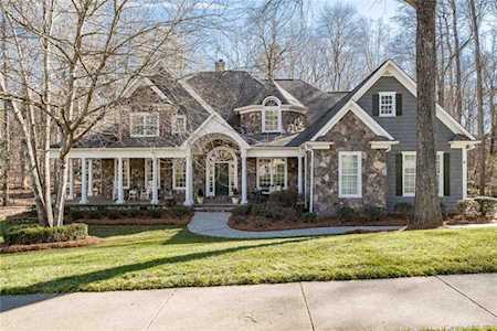 17615 River Ford Dr Davidson, NC 28036