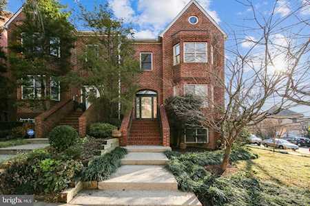 4122 Chesapeake St NW Washington, DC 20016