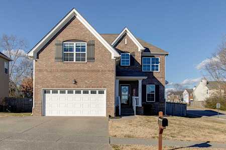 1045 Achiever Cir Spring Hill, TN 37174
