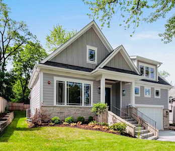 119 W Hillside Ave Barrington, IL 60010