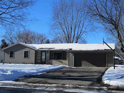 409 Hyland Dr Stoughton, WI 53589