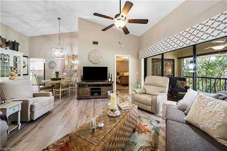 7115 Lakeridge Ct #215 Fort Myers, FL 33907