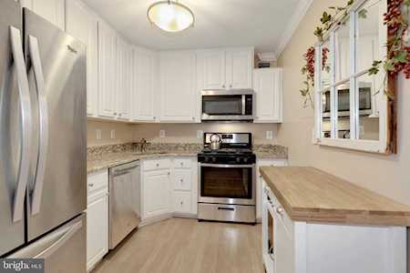 4977 Battery Ln #307 Bethesda, MD 20814
