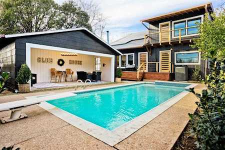 4421 Donnelly Avenue Fort Worth, TX 76107