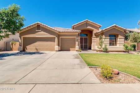 2961 E Brooks Street Gilbert, AZ 85296