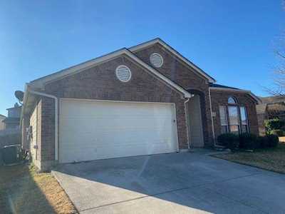 14212 Cedar Post Drive Fort Worth, TX 76052