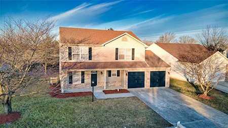3948 Waterfield Dr Indianapolis, IN 46235