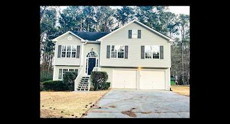 2813 Berry Dr Powder Springs, GA 30127