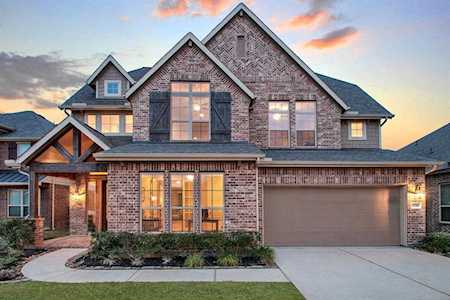 22327 Tiltwood Ln Tomball, TX 77375