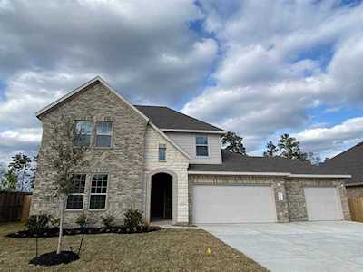14296 Aspen Valley Dr Conroe, TX 77384