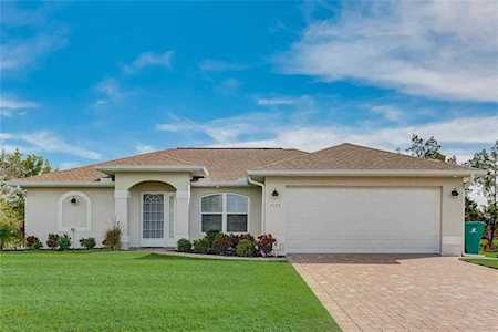 7050 Sunnybrook Blvd Englewood, FL 34224