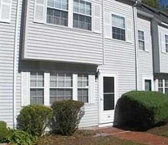 25 W Bulfinch St #2 North Attleboro, MA 02760