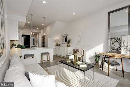 838 Varnum St NW #11 Washington, DC 20011