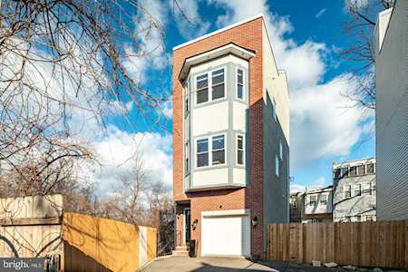 3041 Cambridge St Philadelphia, PA 19130
