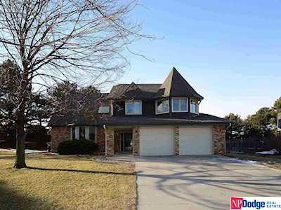 6635 S 107 Circle Omaha, NE 68127