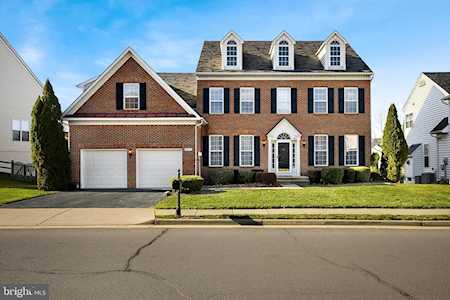 20357 River Bank St Sterling, VA 20165