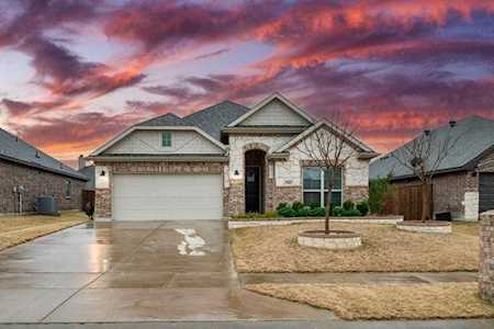234 Buckskin Drive Waxahachie, TX 75167