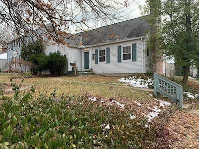205 W Henderson Road Columbus, OH 43214