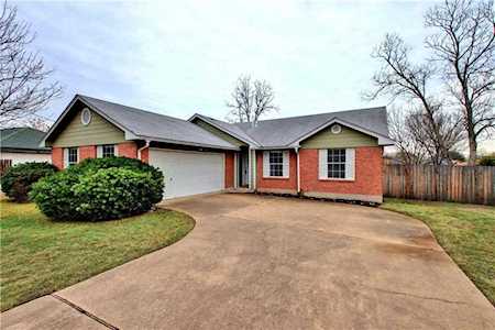 1806 Dublin DR Leander, TX 78641