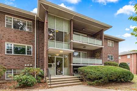 51 Jacqueline Rd. #7 Waltham, MA 02452